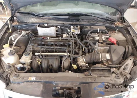 2010 Ford Focus Se z USA, uszkodzony, nr VIN 1FAHP3FN0AW150889